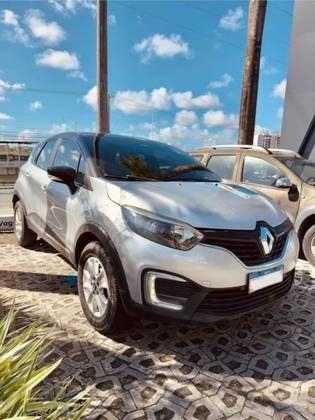 RENAULT CAPTUR 1.6 16V SCE FLEX LIFE X-TRONIC RENAULT CAPTUR 1.6 16V SCE FLEX LIFE X-TRONIC